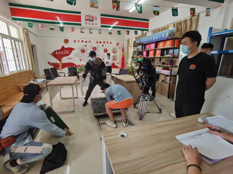 邱县广告片拍摄公司：极简主义践行者，少即是多的视觉哲学